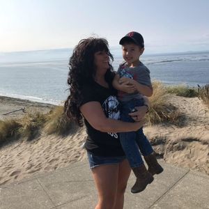 Meet your Posher, Debbie